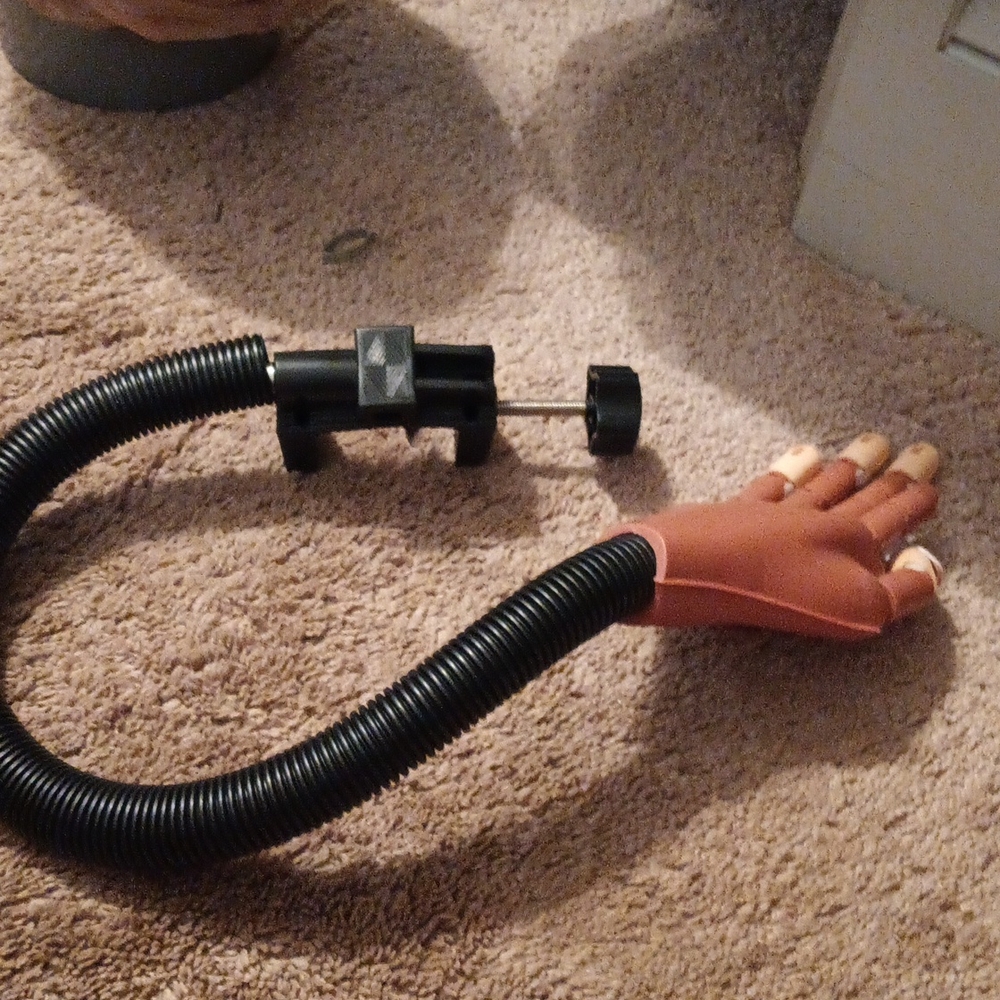 Mannequin hand
